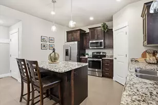 522 N 800 E, Hyde Park, UT 84318 - Photo 30
