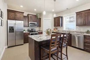 522 N 800 E, Hyde Park, UT 84318 - Photo 2