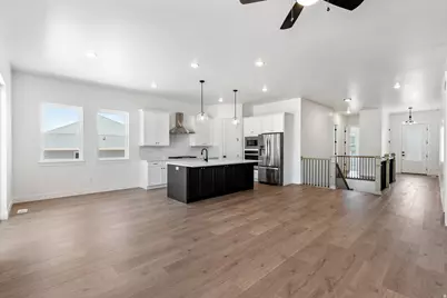895 Crest Dale Ln S, Santaquin, UT 84655 - Photo 8