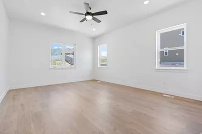 894 Crest Dale Ln S, Santaquin, UT 84655 - Photo 18