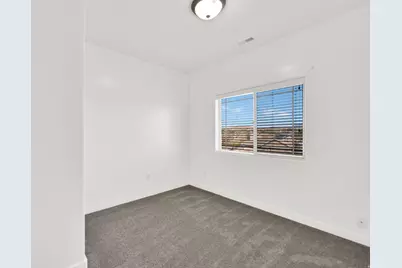 8215 N Clear Rock Rd #12, Eagle Mountain, UT 84005 - Photo 14