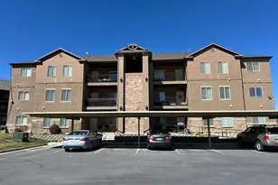 8215 N Clear Rock Rd, Eagle Mountain, UT 84005 - Photo 14