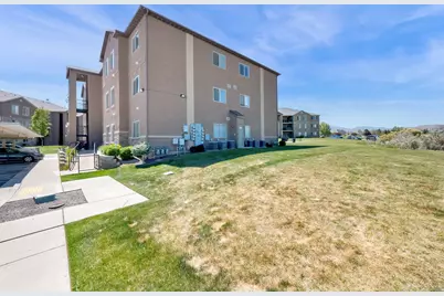 8215 N Clear Rock Rd #12, Eagle Mountain, UT 84005 - Photo 36
