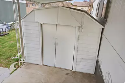 1150 W 450 N #22, Clearfield, UT 84015 - Photo 18