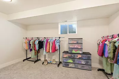 1147 W 25 S, Clearfield, UT 84015 - Photo 12