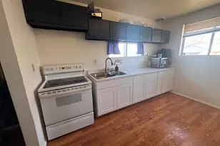 350 N 7th E, Tooele, UT 84074 - Photo 4