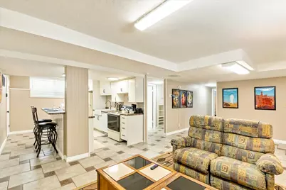 653 S 1300 E, Salt Lake City, UT 84102 - Photo 30