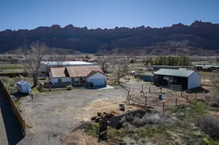 3492 E Kerby Ln, Moab, UT 84532 - Photo 2