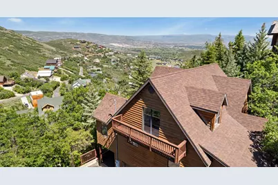 335 Jungfrau Hill Rd, Midway, UT 84049 - Photo 8