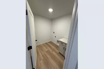 1675 S 3825 West St #223, Ogden, UT 84401 - Photo 6
