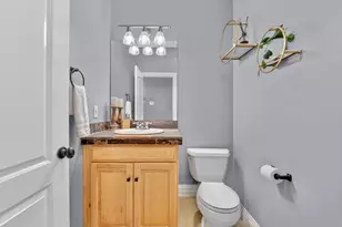 587 W Cephus Rd S, Draper, UT 84020 - Photo 14