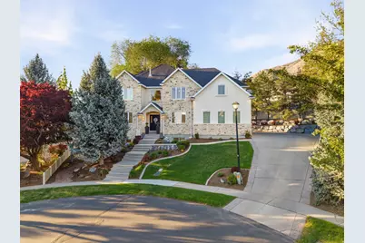 342 W Millcreek Rd, Pleasant Grove, UT 84062 - Photo 2