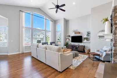 5852 W Century Heights Dr N, Highland, UT 84003 - Photo 10