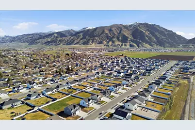 531 E 600 S, Hyrum, UT 84319 - Photo 30