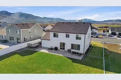 531 E 600 S, Hyrum, UT 84319 - Photo 24
