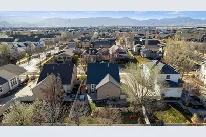 11719 S Zephyr Way, South Jordan, UT 84009 - Photo 32