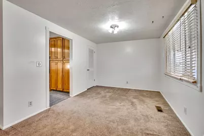 413 S Stirling Dr, Fruit Heights, UT 84037 - Photo 8