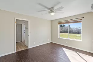 307 S 400 E, Hyde Park, UT 84318 - Photo 10