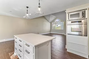 307 S 400 E, Hyde Park, UT 84318 - Photo 4