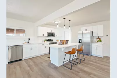 5229 S Kingswood Dr, Taylorsville, UT 84129 - Photo 2