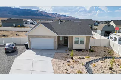 694 W Jedediah Way S, Grantsville, UT 84029 - Photo 4