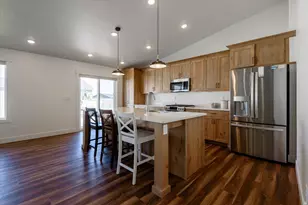 694 W Jedediah Way S, Grantsville, UT 84029 - Photo 14