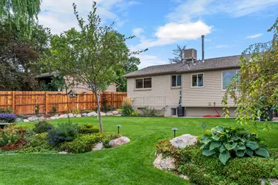 835 E Canyon Breeze Ln, Draper, UT 84020 - Photo 24