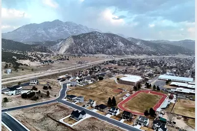 1117 N 700 E #8, Nephi, UT 84648 - Photo 2