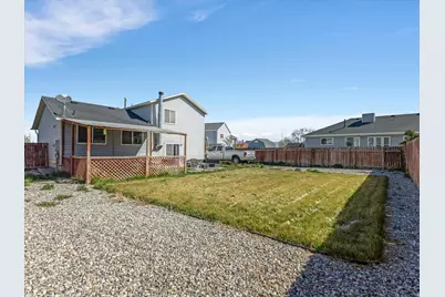 7843 W Brittain Dr S, Magna, UT 84044 - Photo 18