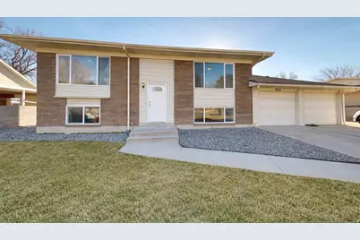 4929 S 1950 W, Taylorsville, UT 84129 - Photo 2