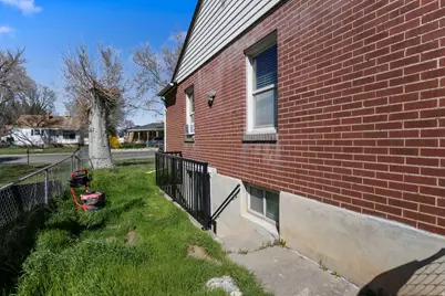 732 E 1000 S, Clearfield, UT 84015 - Photo 38