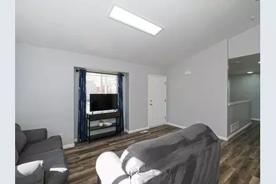 2087 E Weeping Willow Way S, Eagle Mountain, UT 84005 - Photo 10
