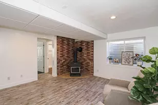 2087 E Weeping Willow Way S, Eagle Mountain, UT 84005 - Photo 38