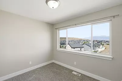 8078 N Clydesdale Dr, Eagle Mountain, UT 84005 - Photo 24