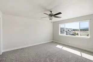 8078 N Clydesdale Dr, Eagle Mountain, UT 84005 - Photo 14
