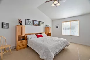 8332 S Saddle Oaks Ct, West Jordan, UT 84081 - Photo 12