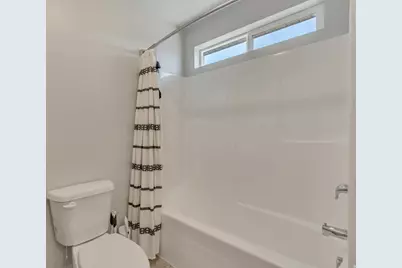 90 E Craner Peak Dr, Eagle Mountain, UT 84005 - Photo 18