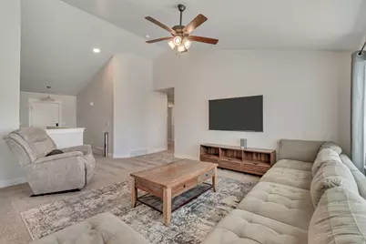 90 E Craner Peak Dr, Eagle Mountain, UT 84005 - Photo 8