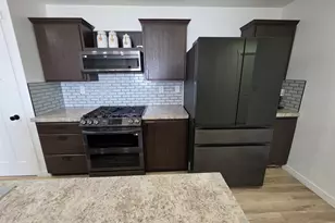 215 N Engstrom W, Layton, UT 84041 - Photo 2