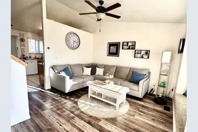 1616 N 725 W, Clinton, UT 84015 - Photo 10