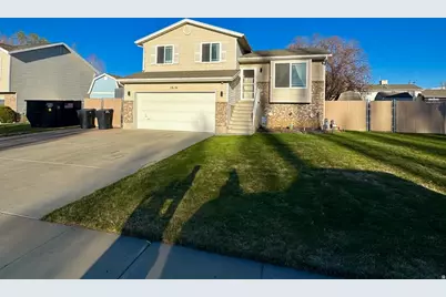 1616 N 725 W, Clinton, UT 84015 - Photo 2