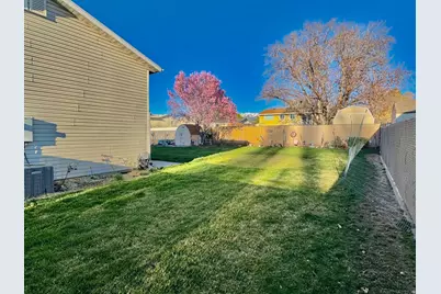 1616 N 725 W, Clinton, UT 84015 - Photo 8