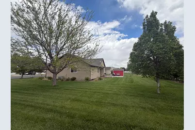 640 E 600 N, Roosevelt, UT 84066 - Photo 42
