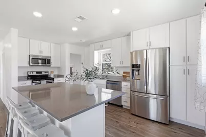776 W 640 N, Orem, UT 84057 - Photo 2