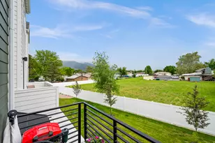504 E Alice Wy, Layton, UT 84041 - Photo 12