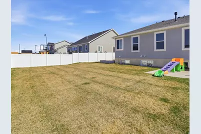 641 S 380 E, Smithfield, UT 84335 - Photo 56