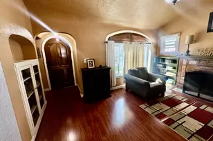 255 S 300 W, Provo, UT 84601 - Photo 6