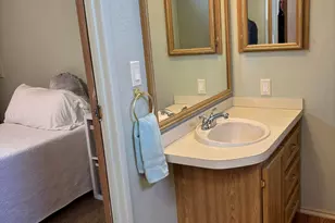 1360 N Dixie Downs Dr, Saint George, UT 84790 - Photo 12