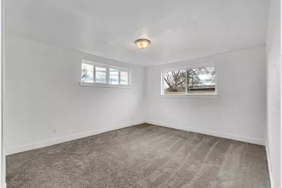 2041 W 3100 S, West Valley, UT 84119 - Photo 10