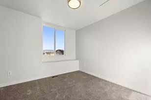 936 N 580 E, Tooele, UT 84074 - Photo 18